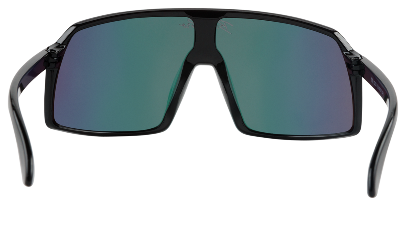 Sleek Monteverde sunglasses in salmon color with large mirrored lenses and a modern black frame, perfect for outdoor adventures.