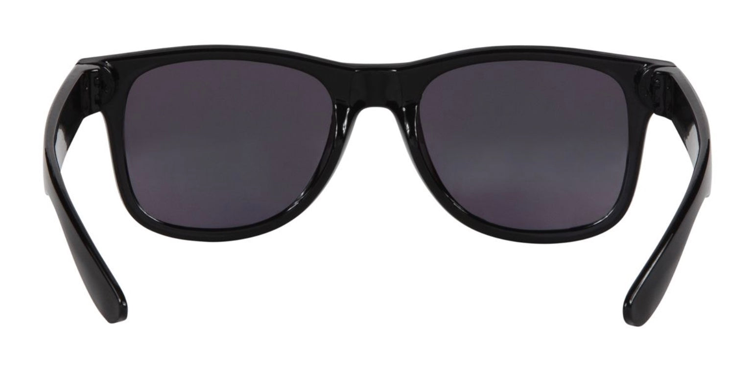 Stylish Tamarindo sunglasses in black with dark lenses, perfect for outdoor adventures and sun protection.