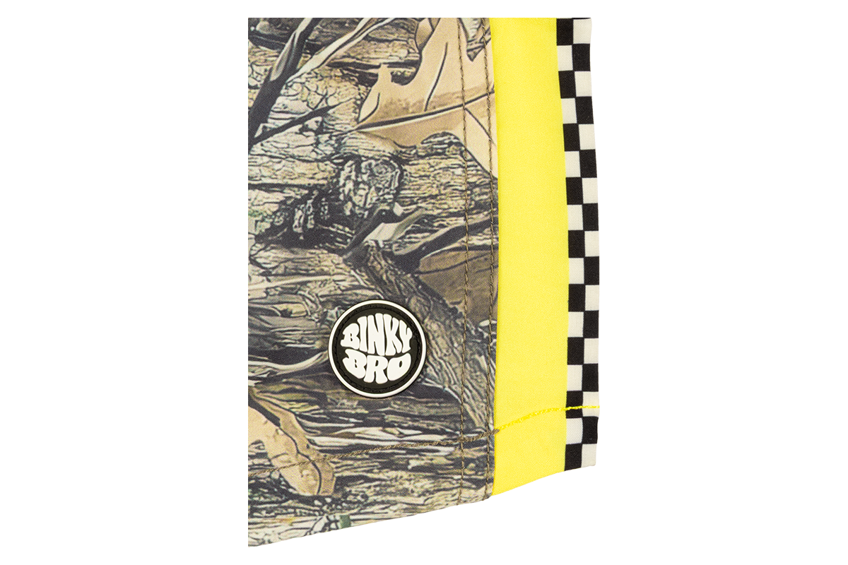 Stylish Norfolk snapback featuring a camouflage design with a bold yellow accent and BinkyBro logo, perfect for kids.